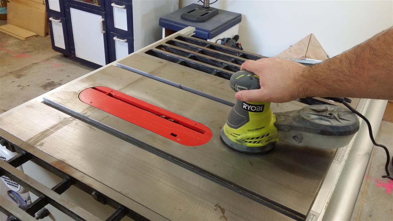 How to Clean and Wax a Tablesaw