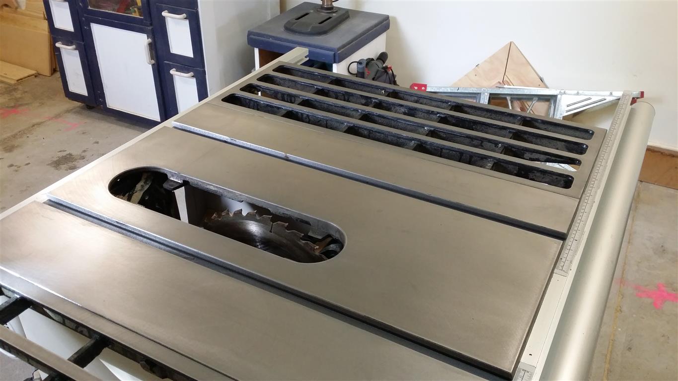 How to Clean and Wax a Tablesaw